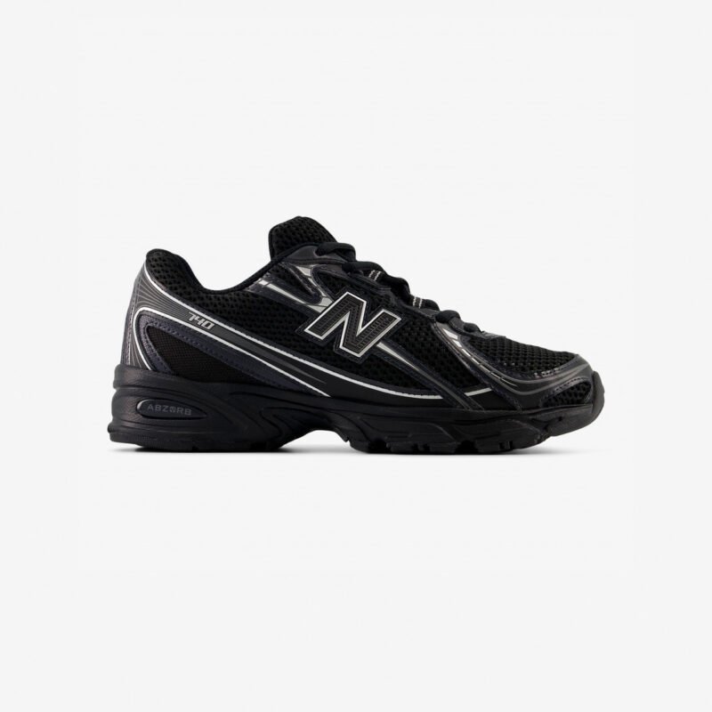 New Balance 740 Black